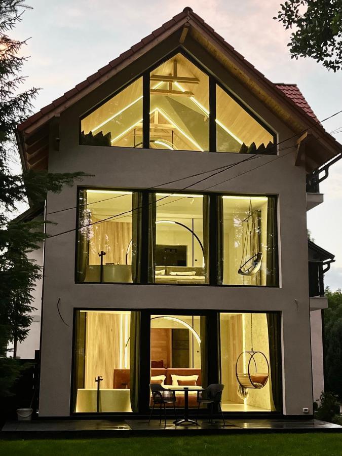 Garden Retreat Junior (Adults Only) Hotel Bran  Bagian luar foto