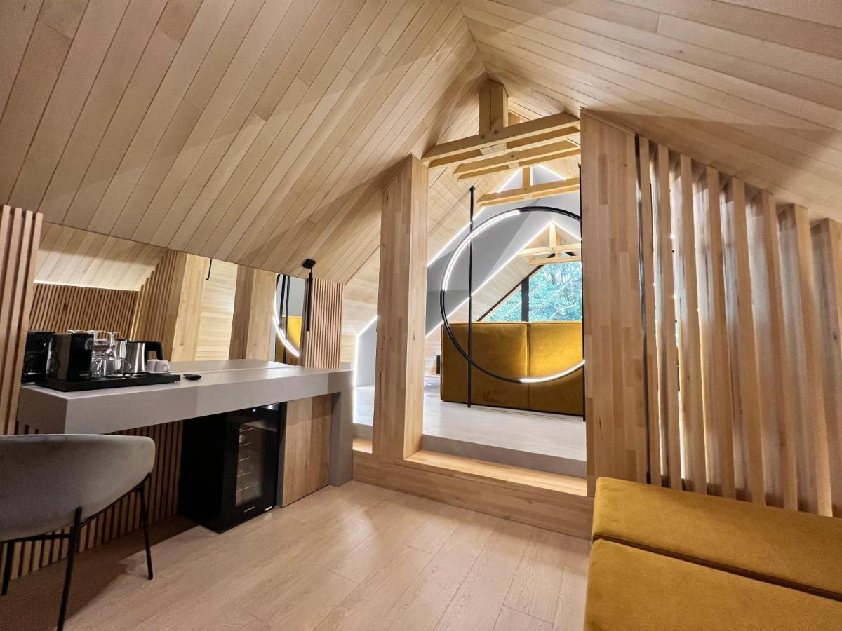 Garden Retreat Junior (Adults Only) Hotel Bran  Bagian luar foto